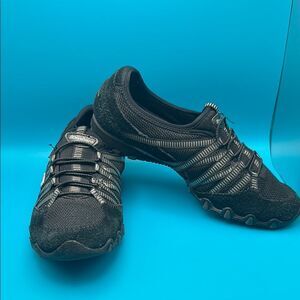 Skechers Dream Come True black slip on sneakers, size 7.5, fair used condition